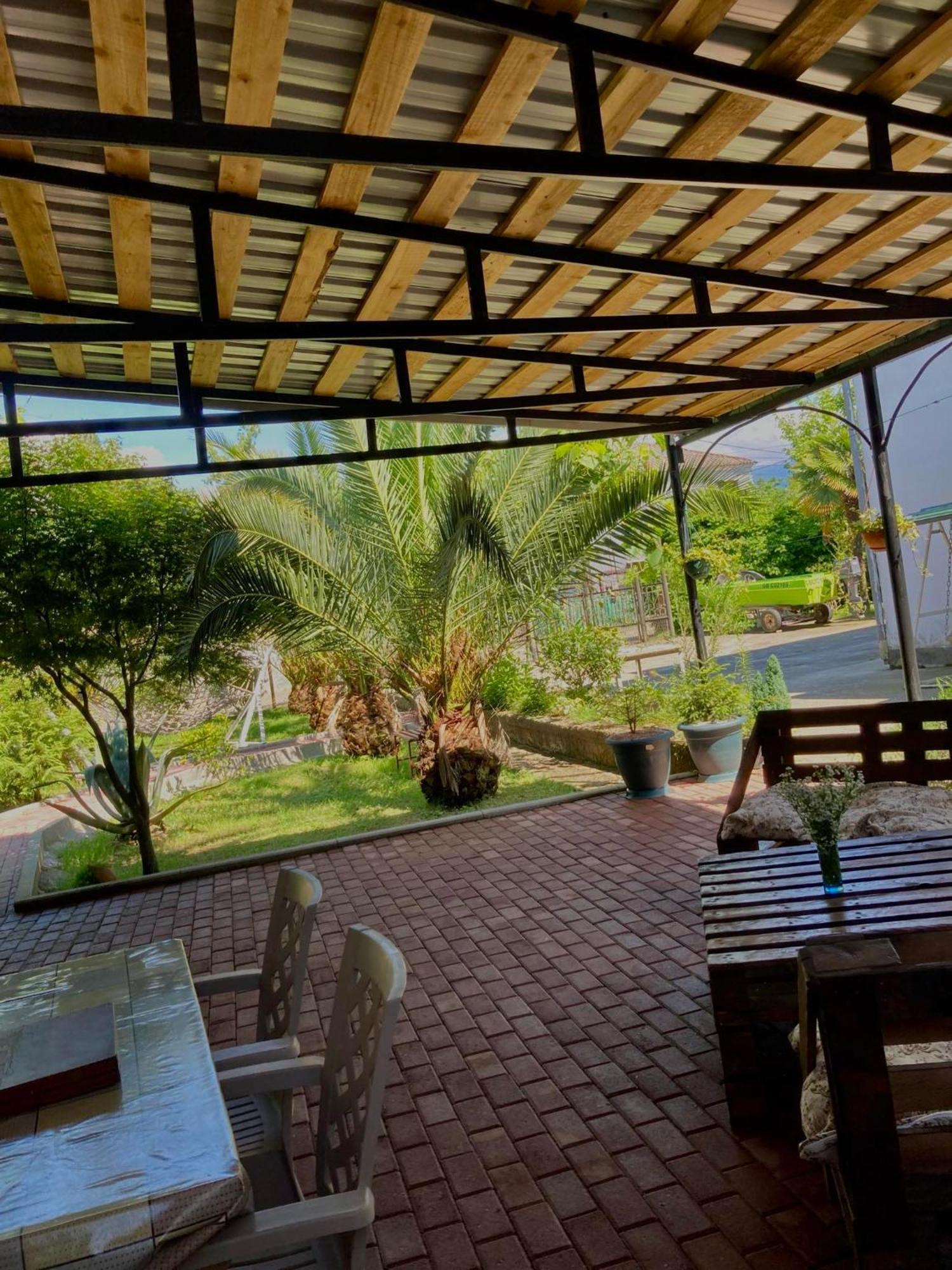 Hotel Lukas'S House à Kobuleti Extérieur photo
